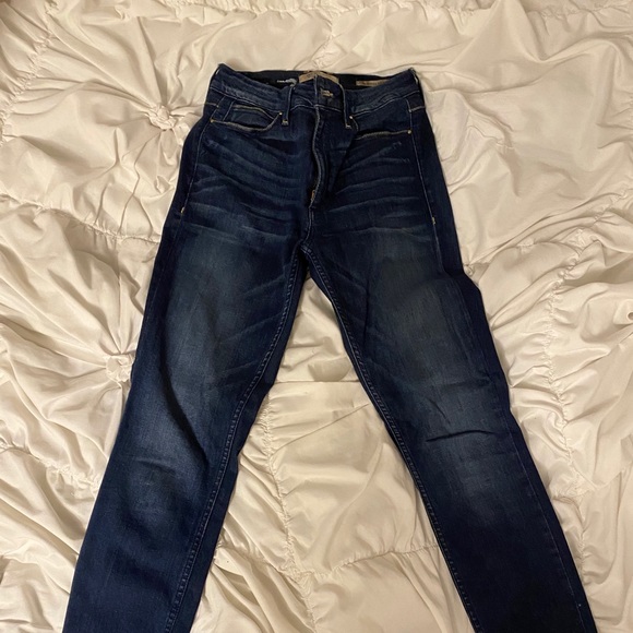 Guess Dark Blue Skinny Jeans - Picture 1 of 6